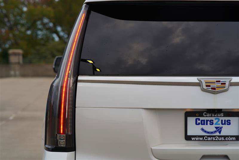 Used 2018 Cadillac Escalade ESV Platinum AWD/4WD image 37