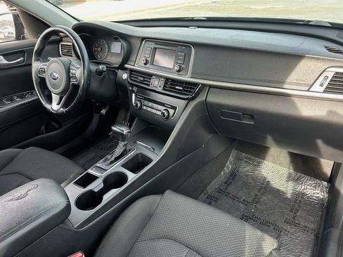 Used 2016 Kia Optima LX image 29