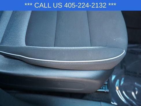 Used 2025 Chevrolet TrailBlazer LT AWD/4WD image 24