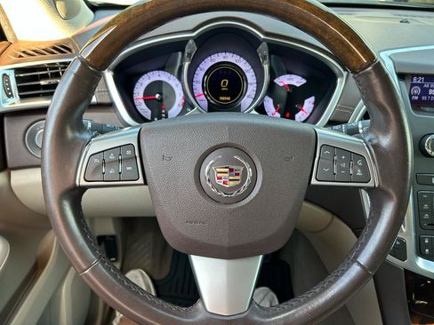 Used 2011 Cadillac SRX Luxury FWD image 15