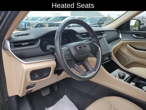Used 2022 Jeep Grand Cherokee L Limited AWD/4WD image 7