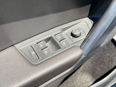Used 2021 Volkswagen Tiguan SE w/ Panoramic Sunroof Package AWD/4WD image 21