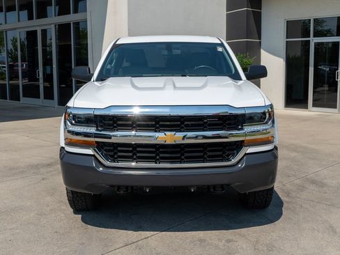 Used 2019 Chevrolet Silverado 1500 W/T AWD/4WD image 2