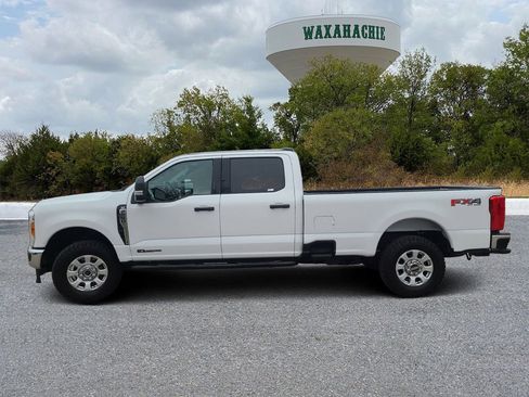 Used 2023 Ford F250 XLT w/ FX4 Off-Road Package image 3