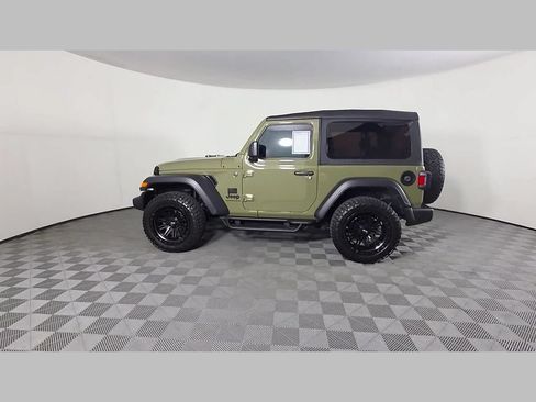 Used 2025 Jeep Wrangler Sport AWD/4WD image 48