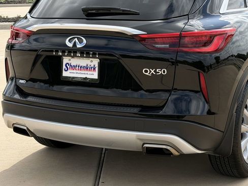 Used 2021 INFINITI QX50 Essential w/ Convenience Package AWD/4WD image 6