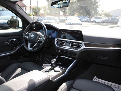 Used 2020 BMW 330i Sedan w/ Convenience Package image 22