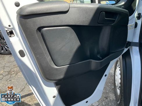 Used 2025 RAM ProMaster 2500 w/ Convenience Group FWD image 22