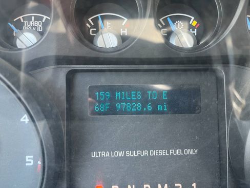 Used 2015 Ford F550 4x4 SuperCab Super Duty w/ Power Equipment Group image 9