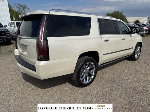 Used 2015 Cadillac Escalade ESV Platinum AWD/4WD image 5