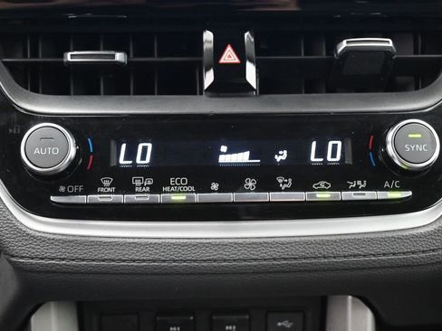 Certified 2025 Toyota Corolla Cross XLE AWD/4WD image 21