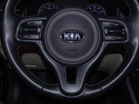 Used 2016 Kia Optima EX w/ Premium Package FWD image 12