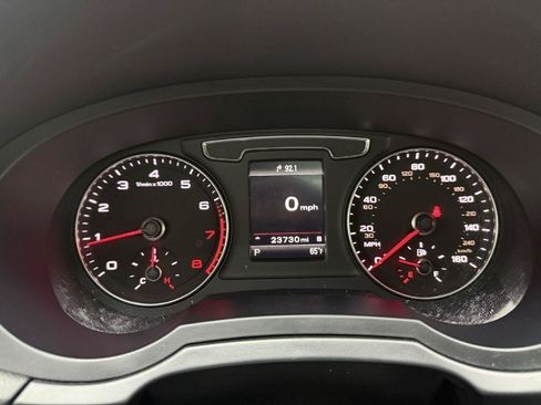 Used 2018 Audi Q3 2.0T Premium Plus w/ Premium Plus Package AWD/4WD image 16