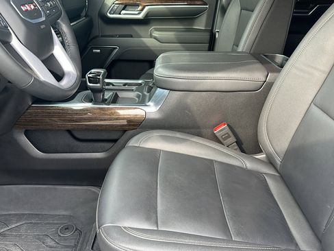 Used 2024 GMC Sierra 1500 Elevation w/ Elevation Premium Package image 13