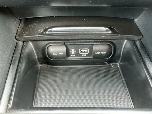 Used 2018 Kia Optima LX image 34