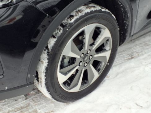 Used 2023 Ford Escape Platinum image 27