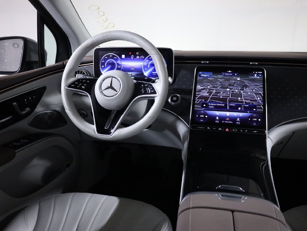 Used 2023 Mercedes-Benz EQS 450+ 4MATIC SUV image 41