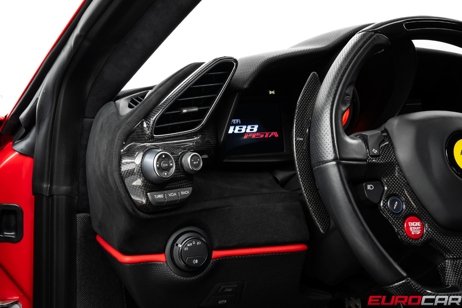 Used 2019 Ferrari 488 Pista Coupe RWD image 33
