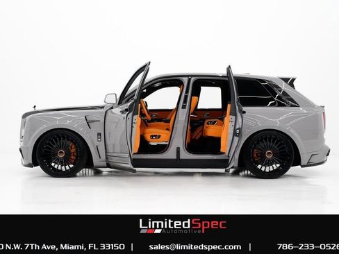 Used 2023 Rolls-Royce Cullinan Black Badge w/ Driver's Package AWD/4WD image 31