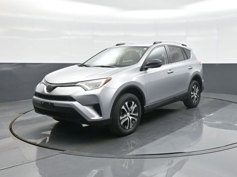 Certified 2017 Toyota RAV4 LE w/ Carpet Mat Package AWD/4WD image 3