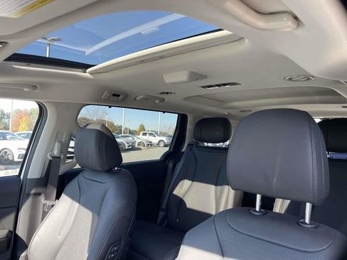 New 2026 Kia Carnival SX Prestige FWD image 28