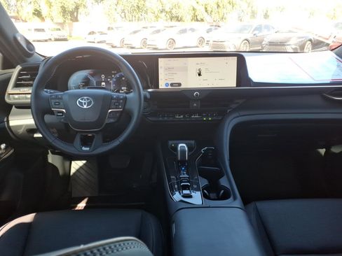 Certified 2026 Toyota Crown Platinum image 11