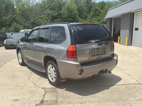 Used 2007 GMC Envoy Denali AWD/4WD image 3