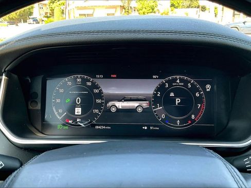 Used 2018 Land Rover Range Rover Long Wheelbase Supercharged AWD/4WD image 11