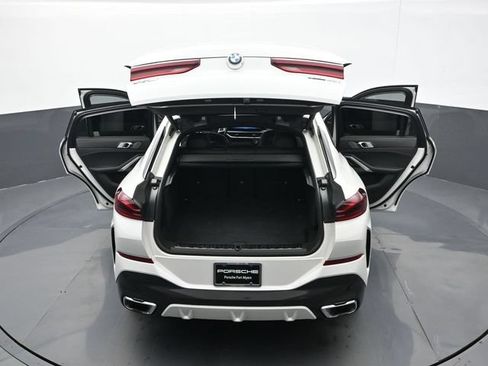 Used 2024 BMW X6 xDrive40i AWD/4WD image 23