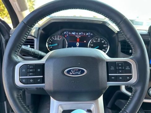 Used 2024 Ford Expedition XLT AWD/4WD image 8
