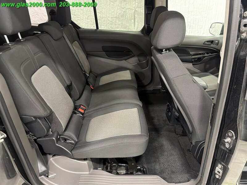 Used 2019 Ford Transit Connect XL FWD image 10