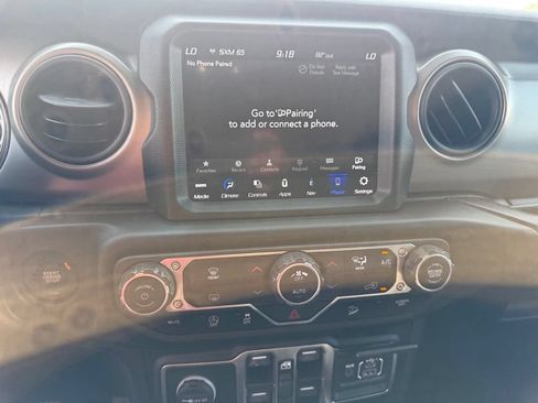 Used 2021 Jeep Wrangler Unlimited Sport AWD/4WD image 11