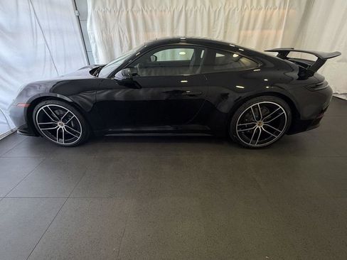 New 2026 Porsche 911 Carrera image 2