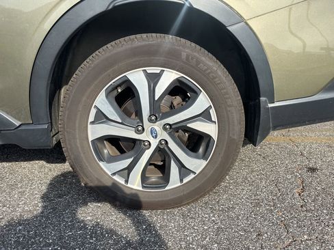 Used 2022 Subaru Outback Touring XT w/ Popular Package #2 image 14