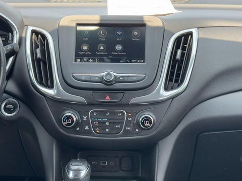 Used 2019 Chevrolet Equinox LT FWD image 12