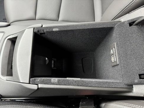 New 2025 Cadillac XT5 Premium Luxury image 25