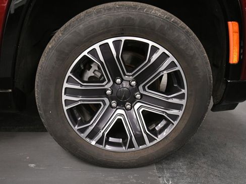 Used 2024 Jeep Wagoneer Series II image 33