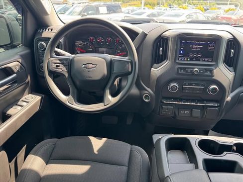 Used 2024 Chevrolet Silverado 1500 Custom Trail Boss AWD/4WD image 13