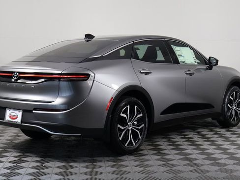 New 2026 Toyota Crown XLE image 2