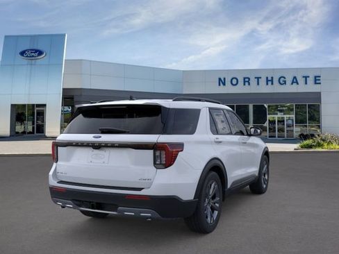 New 2026 Ford Explorer Active w/ Active Comfort Package AWD/4WD image 8