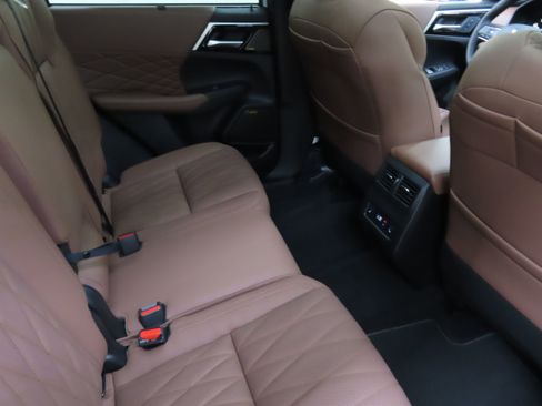 New 2025 Mitsubishi Outlander SEL image 25