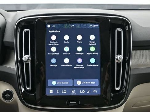 Used 2023 Volvo XC40 B5 Ultimate w/ Protection Package Premier AWD/4WD image 20