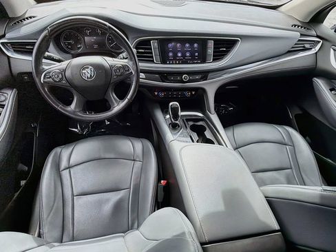 Used 2021 Buick Enclave Essence FWD image 16