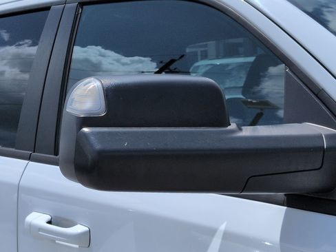Used 2022 RAM 1500 Big Horn RWD image 12