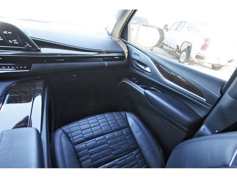 Certified 2024 Cadillac Escalade Sport Platinum w/ LPO, ONYX Package image 10