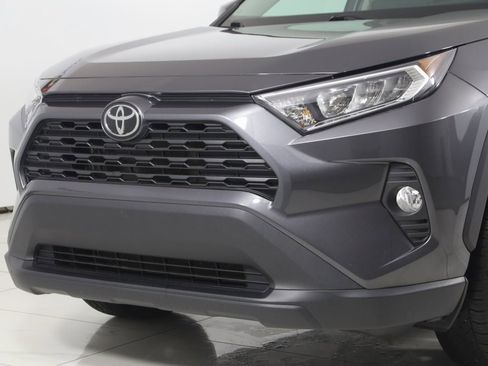 Used 2021 Toyota RAV4 XLE image 47