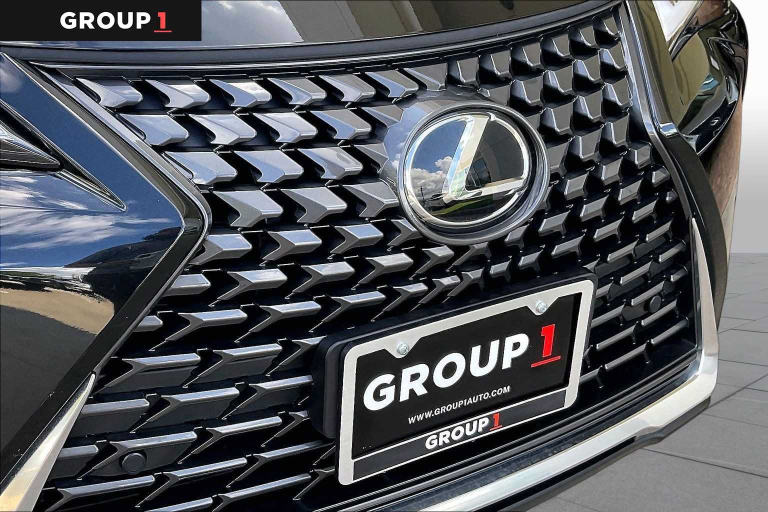 Used 2026 Lexus UX 300h FWD w/ Cold Area Package image 27