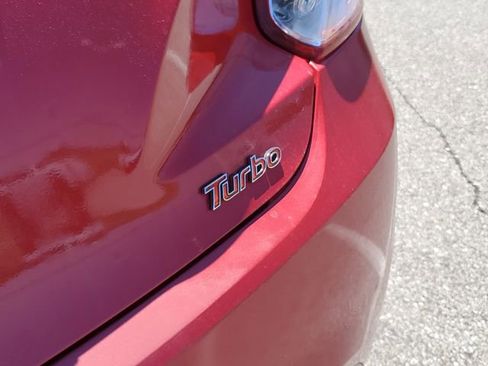 Used 2016 Hyundai Veloster Turbo FWD image 8