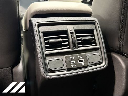New 2026 Subaru Forester Premium AWD/4WD image 25