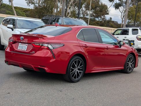 Used 2023 Toyota Camry SE image 13